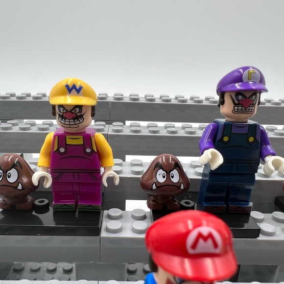 7 Super Mario Bros Custom Minifigures, Mini Figures, - Picture 5 of 10